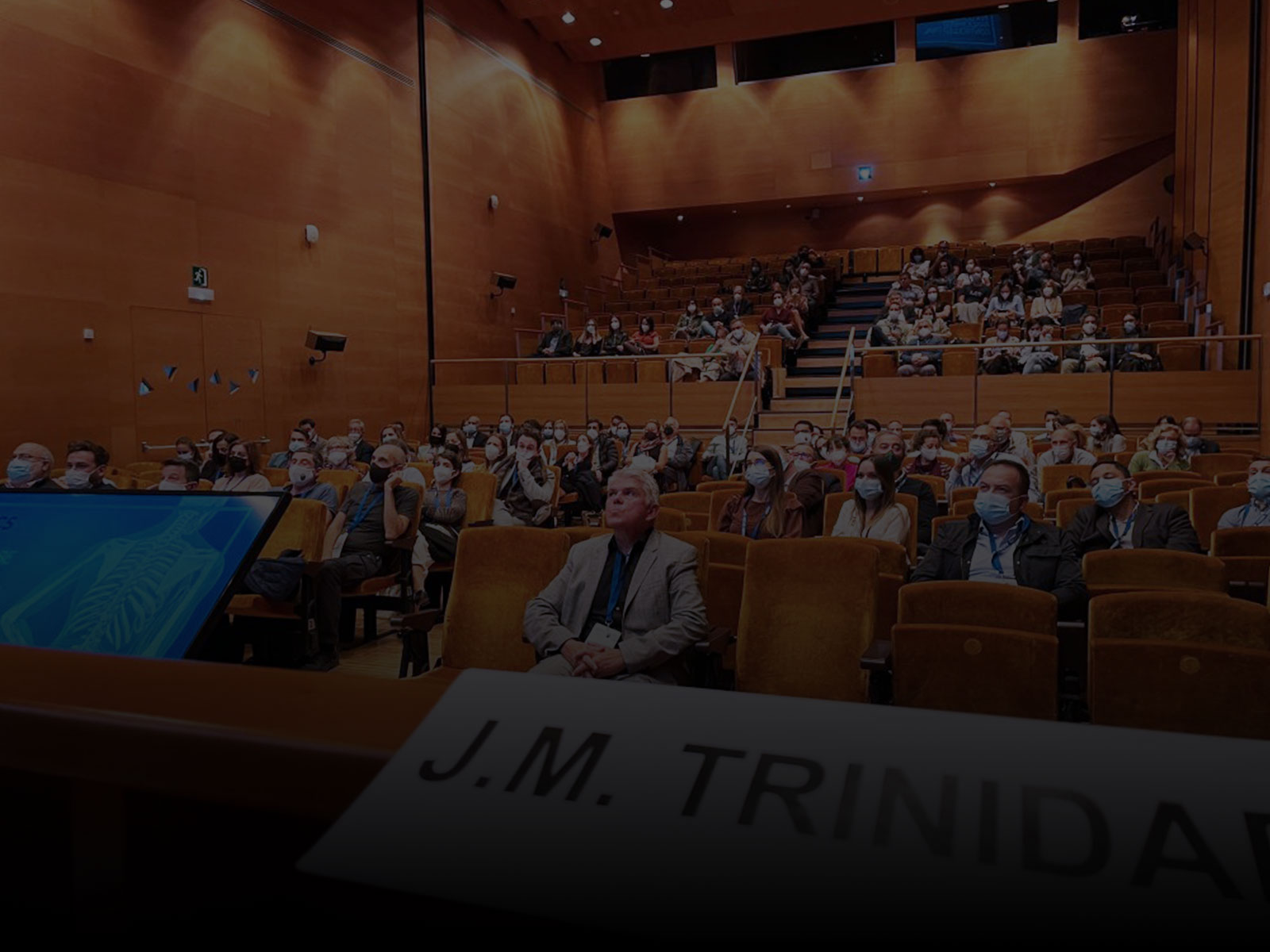 El Dr. Trinidad participa en congresos de divulgación del dolor en Murcia y Bilbao. Instituto contra el dolor Dr. Trinidad.